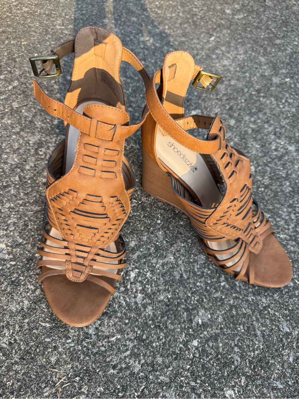 Wedge Sandals size 9.5 never worn
Perfect for summer styles